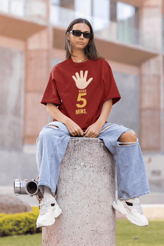 Bass 5 Mins. - Oversized Unisex T-Shirt - Sooto